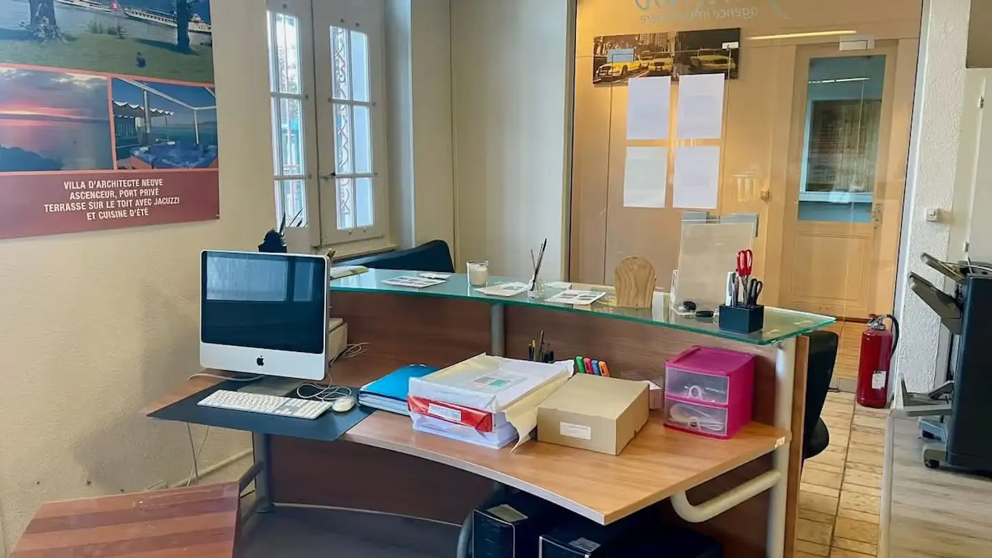 Office space for rent - Avenue De Chillon 90, 1820 Territet