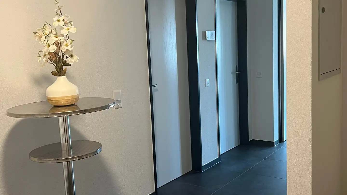 Commerciale in affitto - Bahnhofstrasse 18, 8197 Rafz