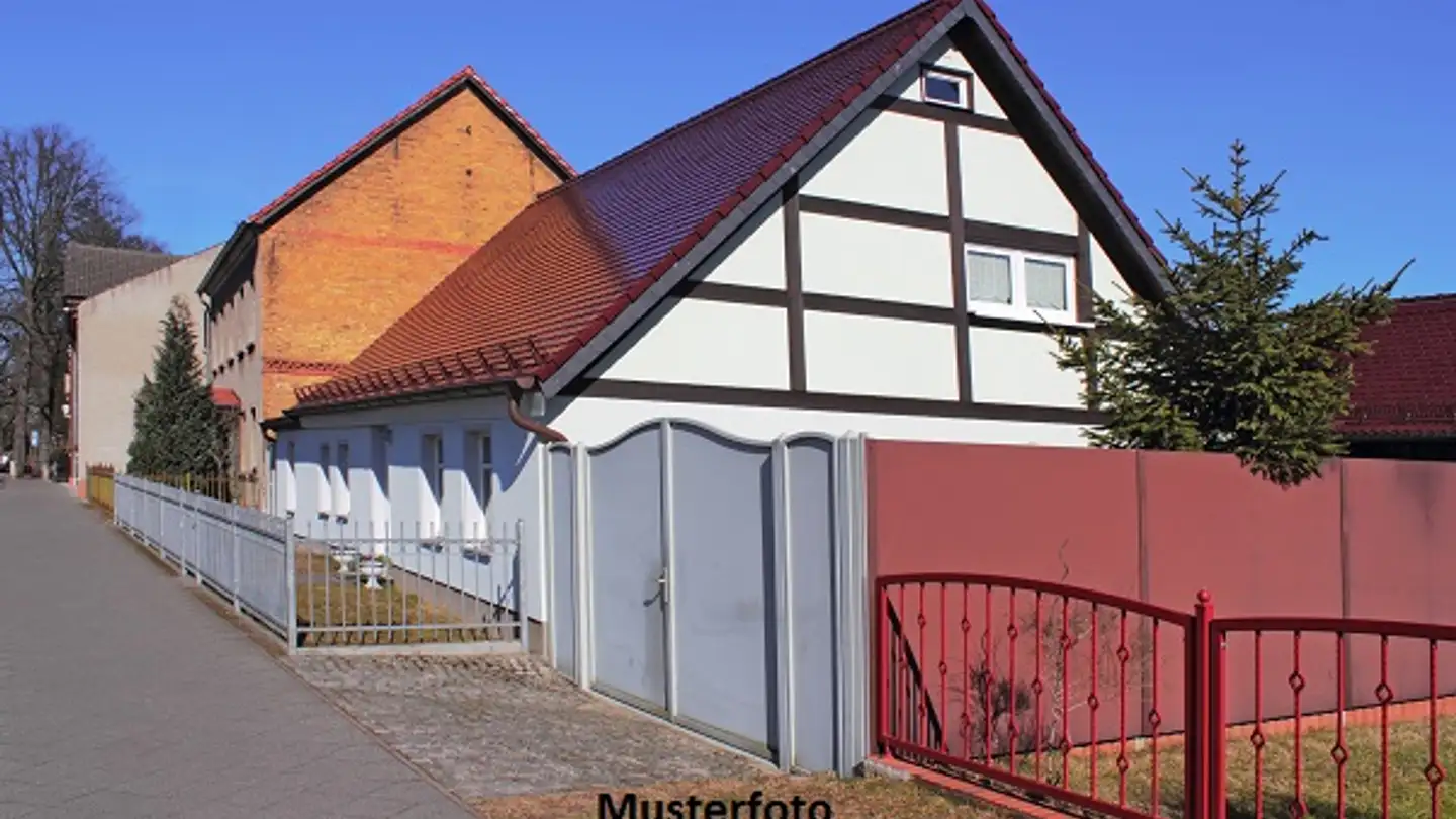 Mischgenutztes Gebäude kaufen - 6760 Faido