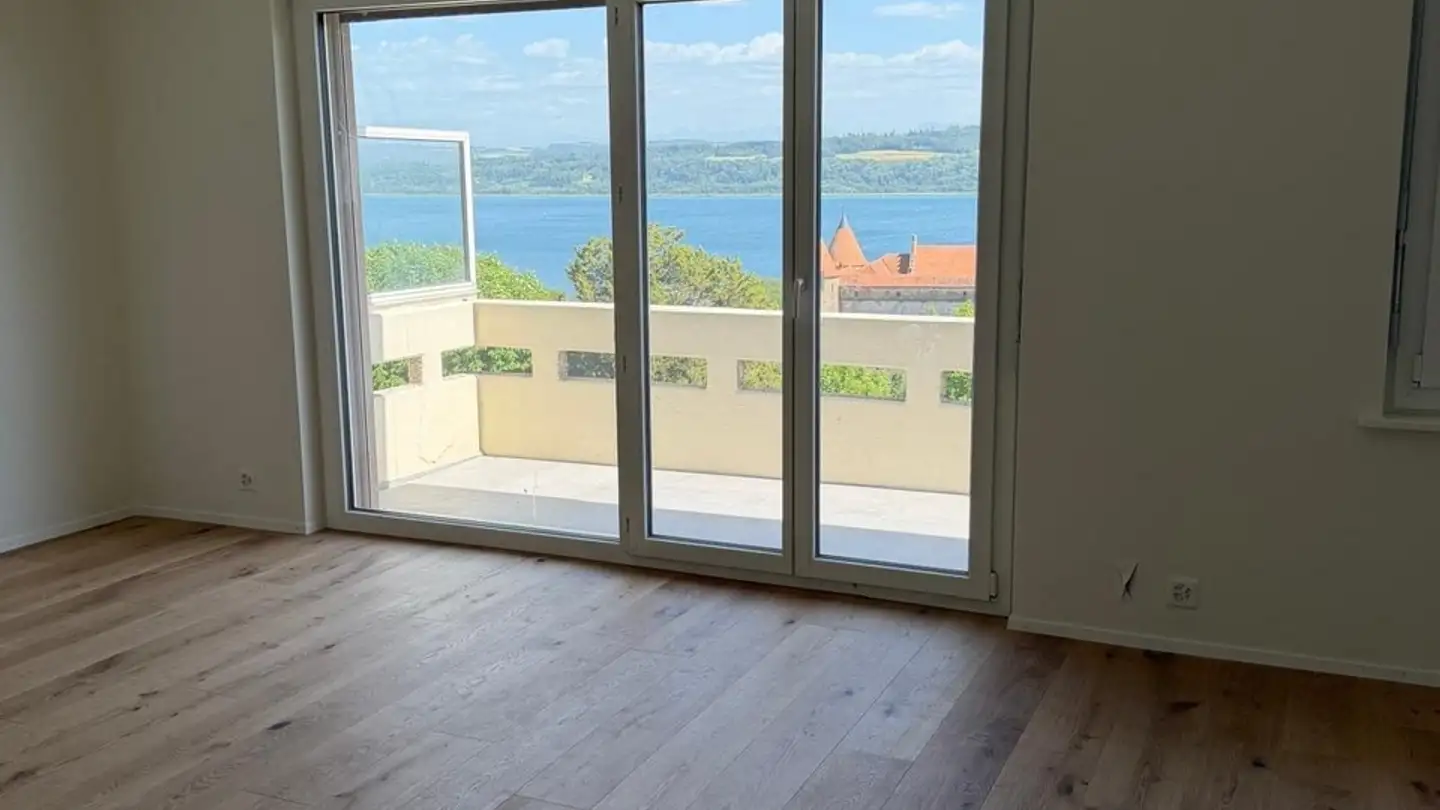 Dachgeschosswohnung mieten - Rue Du Jura 12, 1422 Grandson - Foto 3