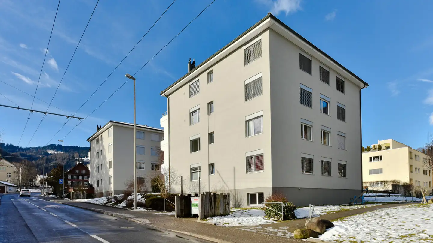 Immobilie mieten - Hergiswaldstrasse 2, 6012 Obernau