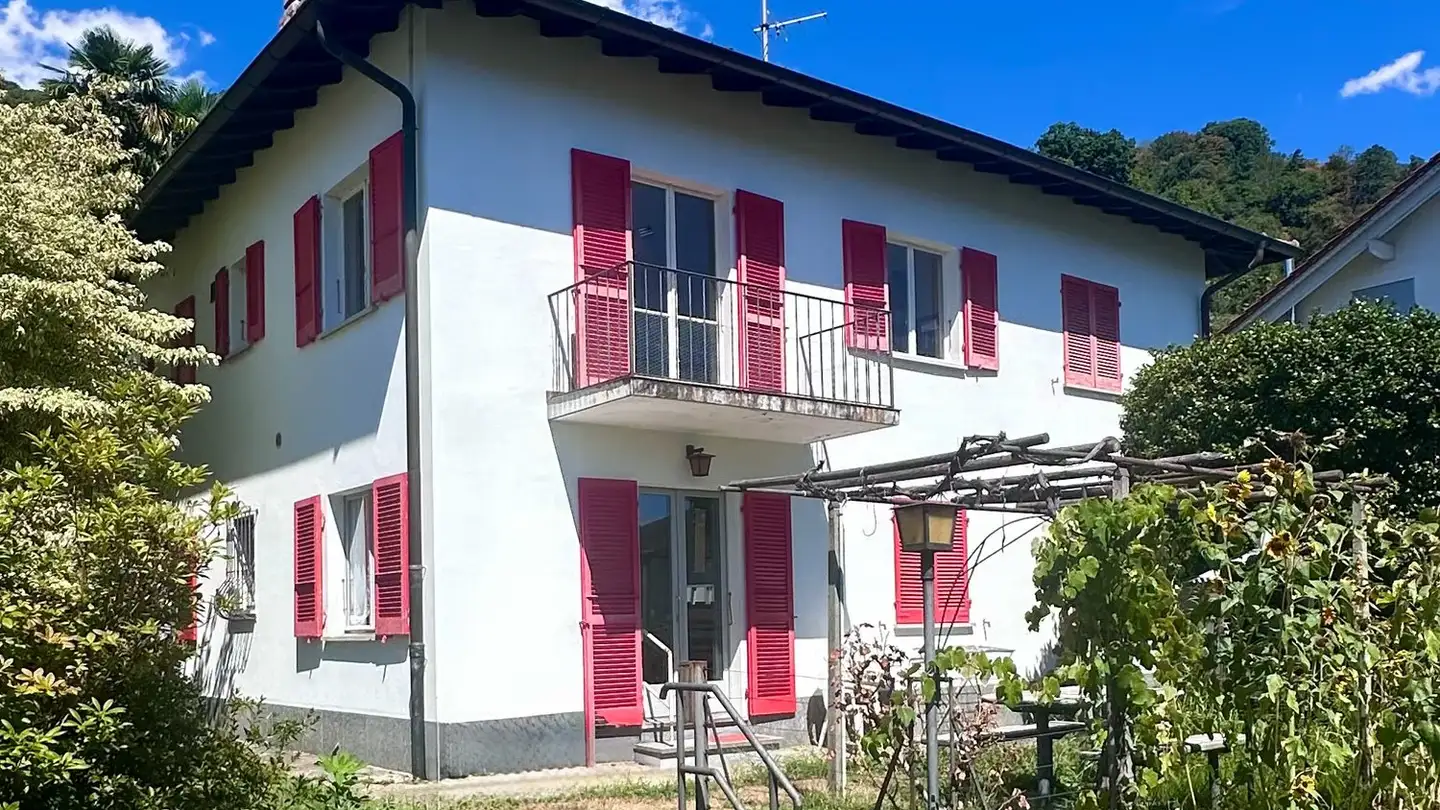 Residential building for sale - Via dell'Acqua, 6648 Minusio