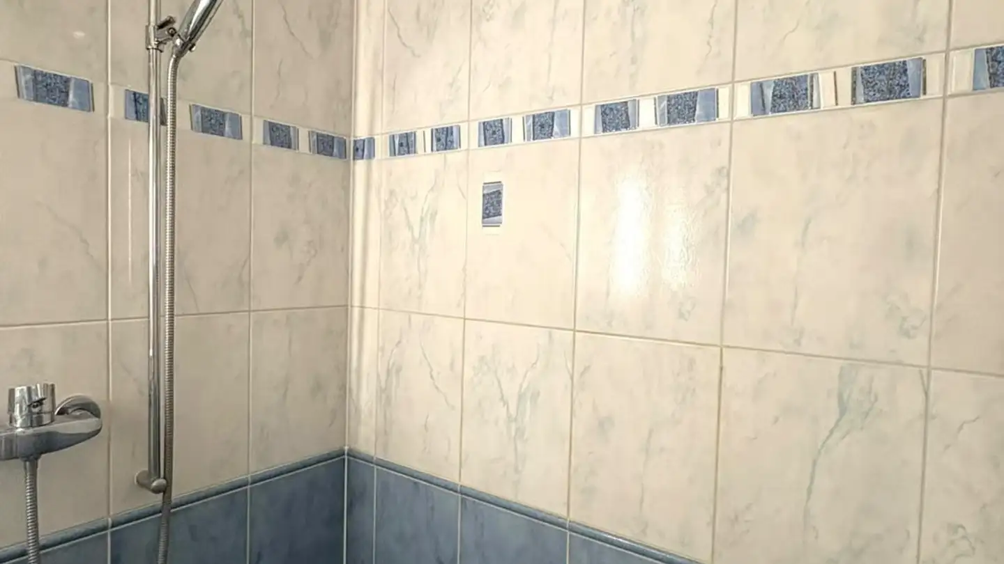 Wohnung mieten - Chemin Des Muscadelles, 1185 Mont-sur-Rolle - Foto 4