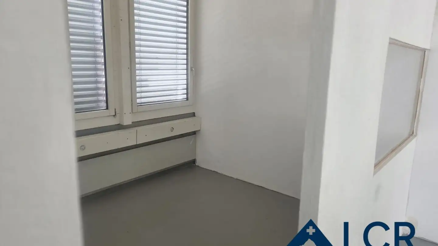 Laboratorio in affitto - Rue Fritz-Courvoisier 103, 2300 La Chaux-de-Fonds - Foto 3
