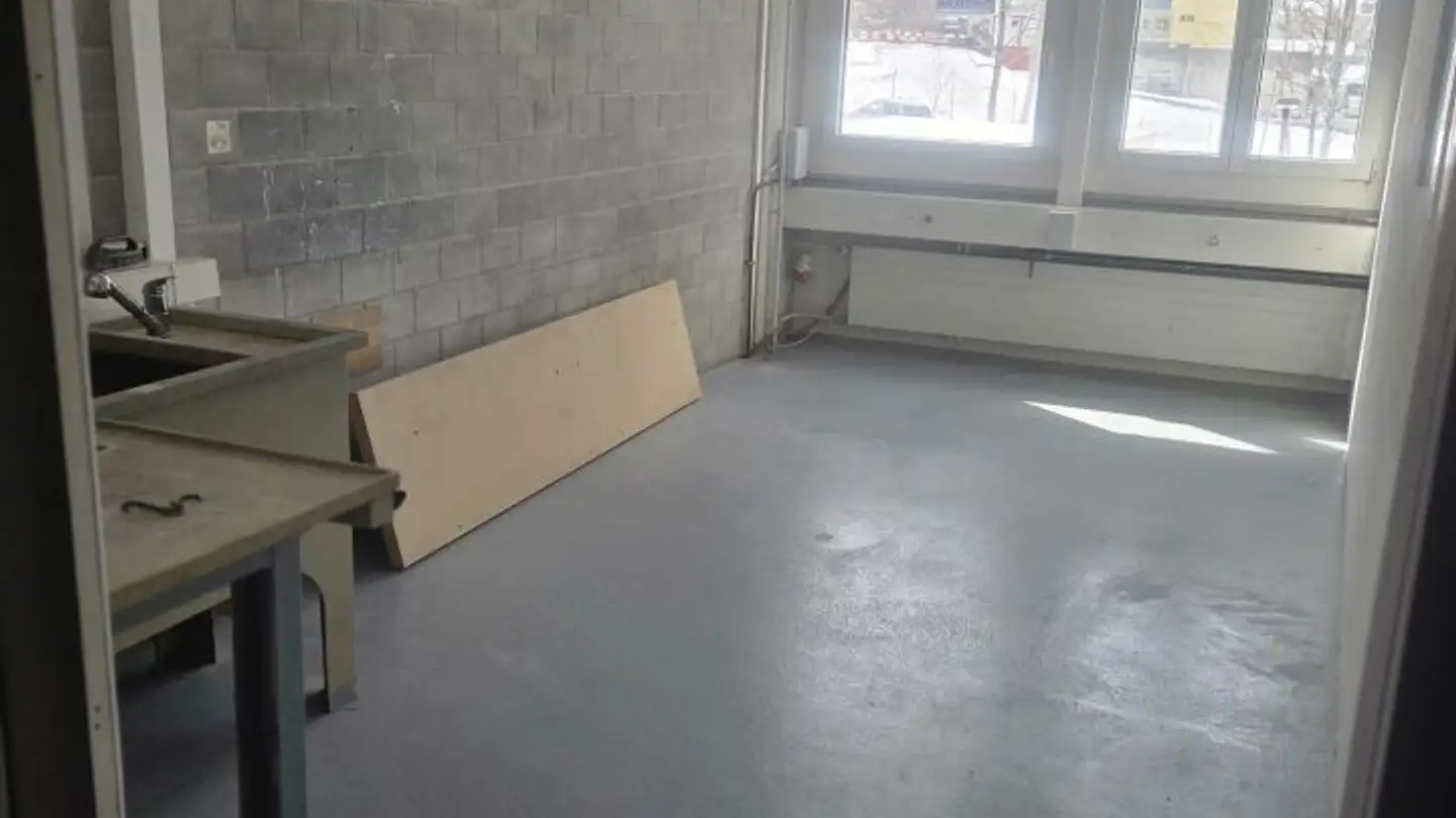 Laboratorio in affitto - Rue Fritz-Courvoisier 103, 2300 La Chaux-de-Fonds - Foto 4