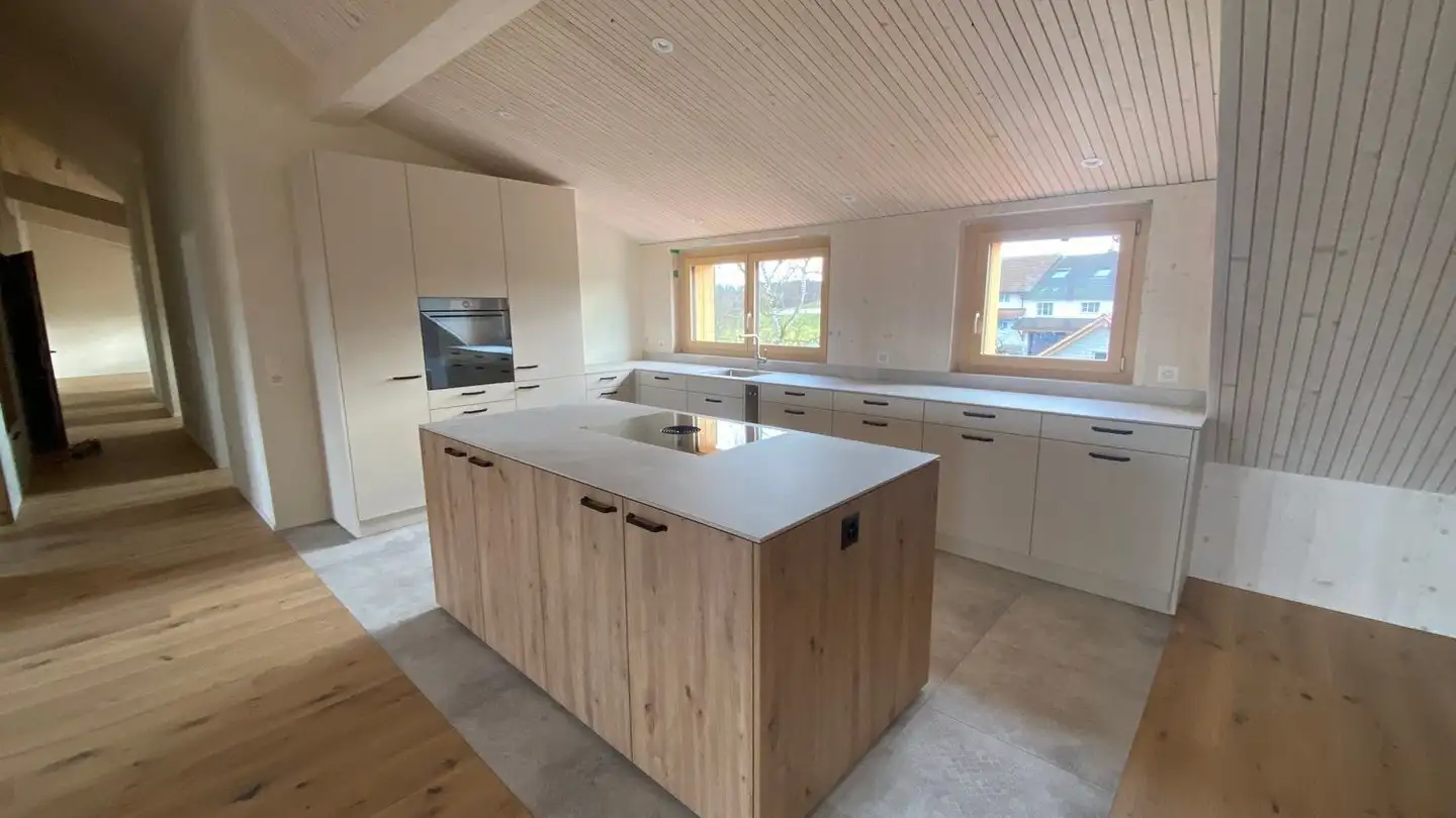 Attique à louer - Trüttlikonerstrasse, 8524 Buch b. Frauenfeld - Photo 2