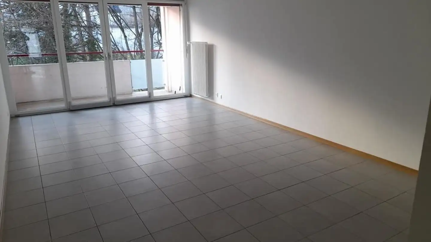Appartement à louer - Rue Pierre-De-Vingle 18, 2000 Neuchâtel - Photo 3