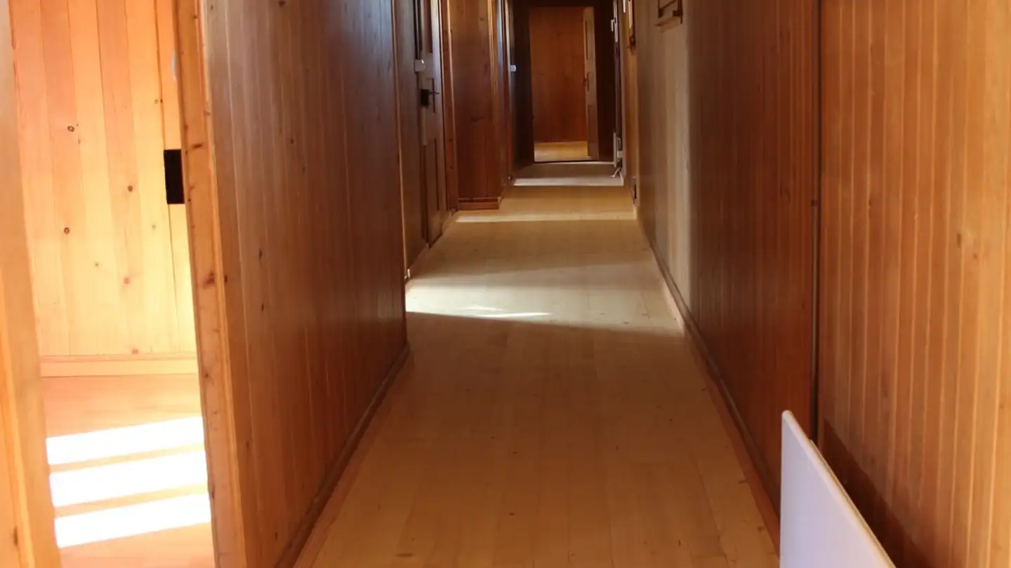 Apartment for rent - Bahnhofstrasse 11, 7408 Cazis - Photo 4