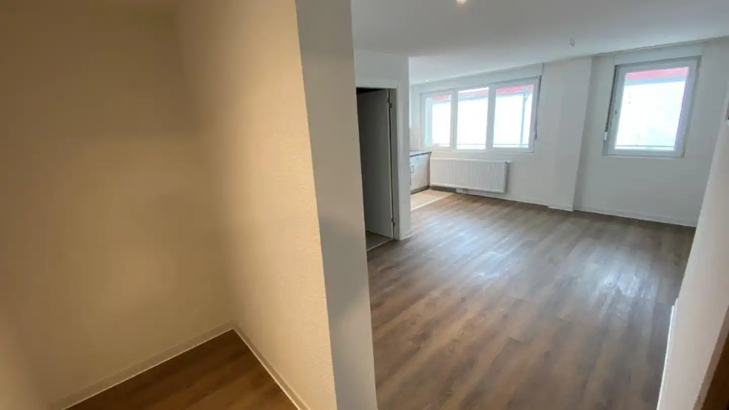 Apartment for rent - Rue De La Charrière 87, 2300 La Chaux-de-Fonds - Photo 2