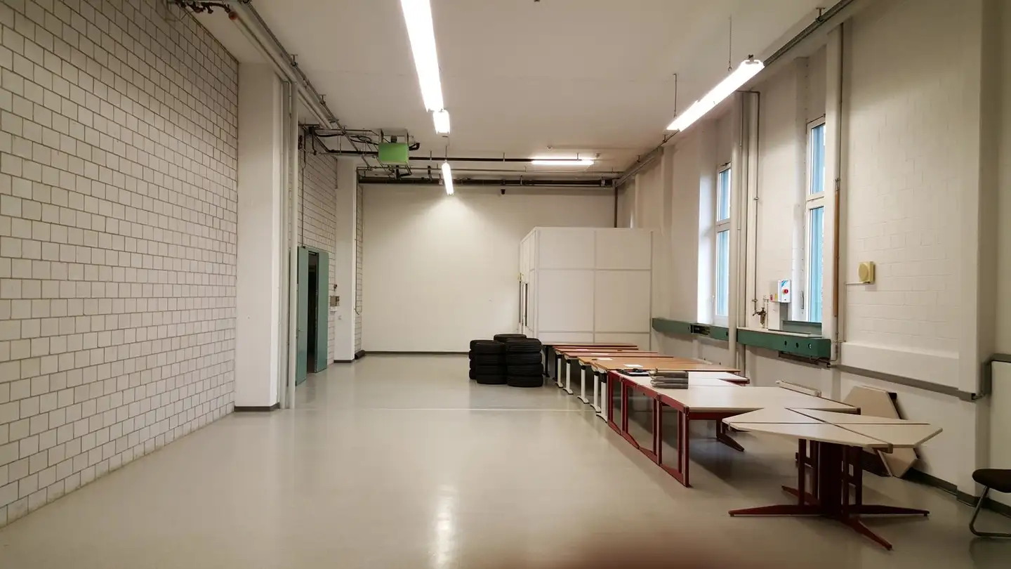 Commerciale in affitto - Honeywell-Platz 1, 8157 Dielsdorf - Photo 2