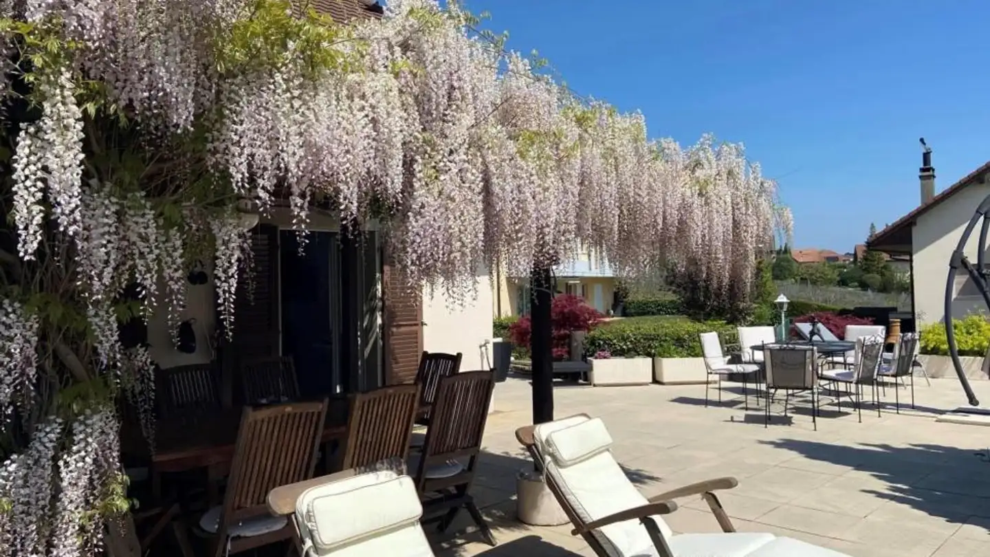 Single house for sale - 1162 St-Prex