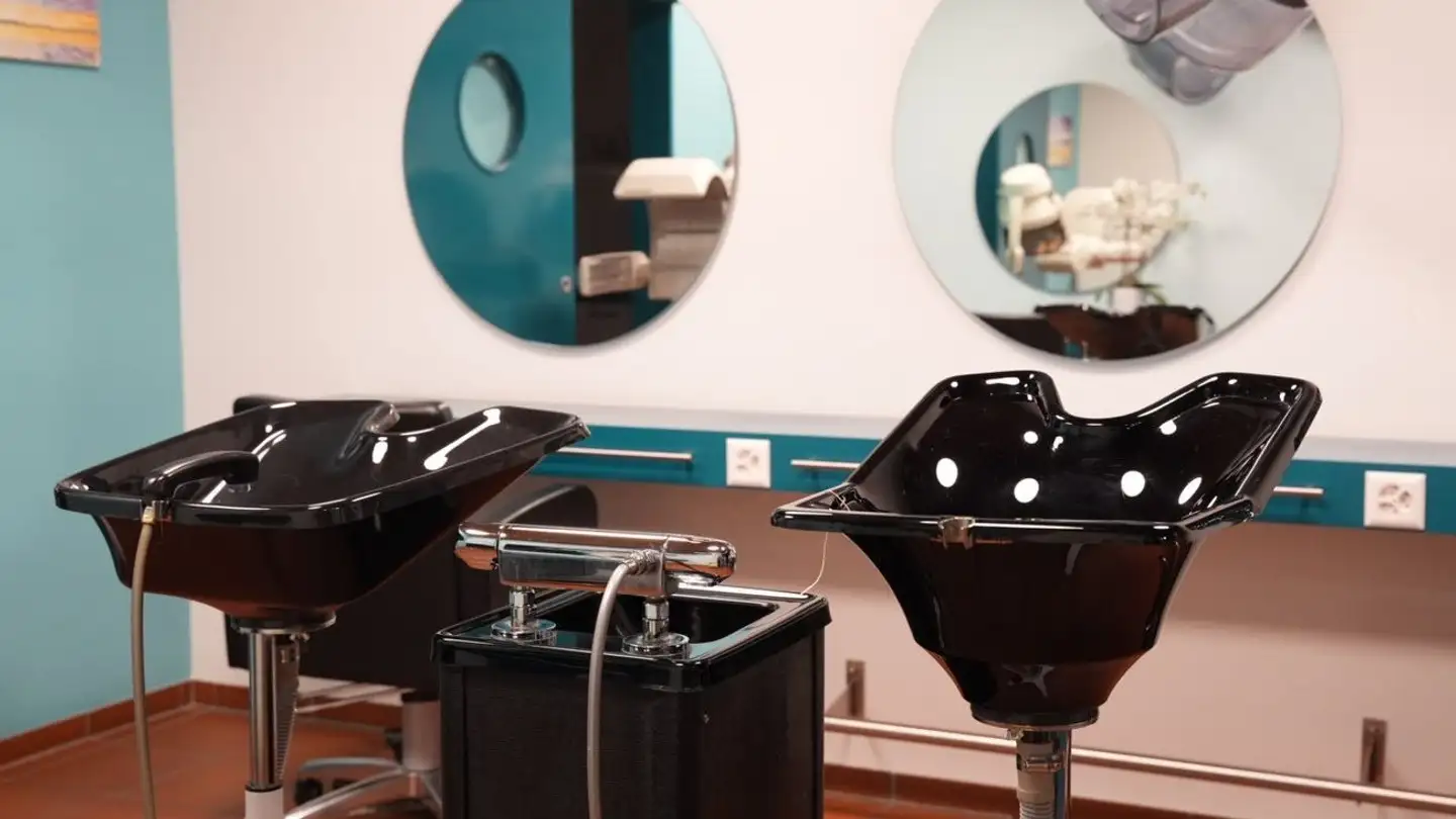 Coiffeur à louer - Waldhofstrasse 1, 8400 Winterthur - Photo 3