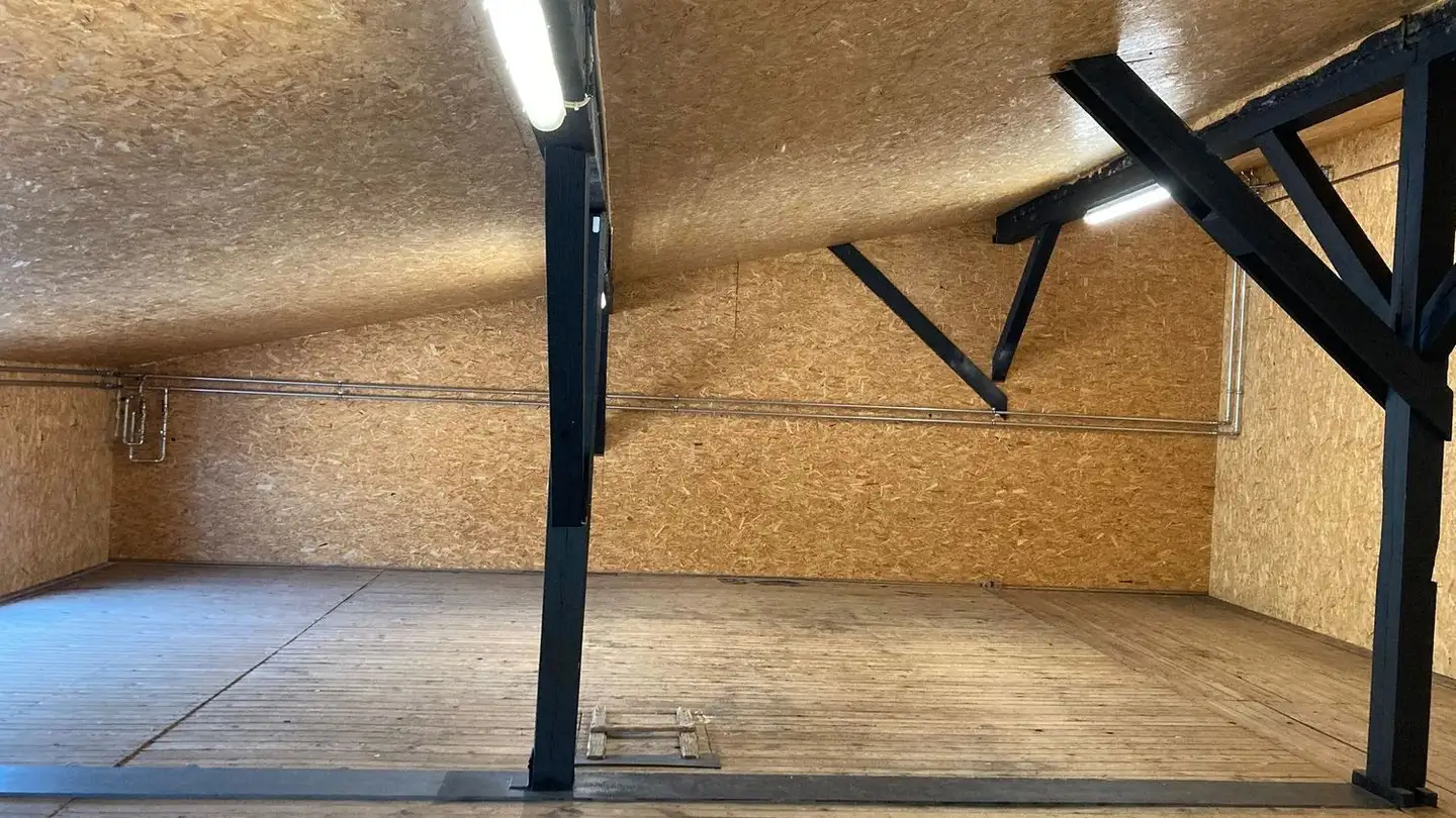 Storage space for rent - Weiherhus 3, 6102 Malters