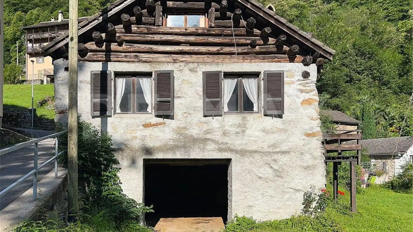 Single house for sale - A Ca D Baltrámm 6, 6721 Ludiano