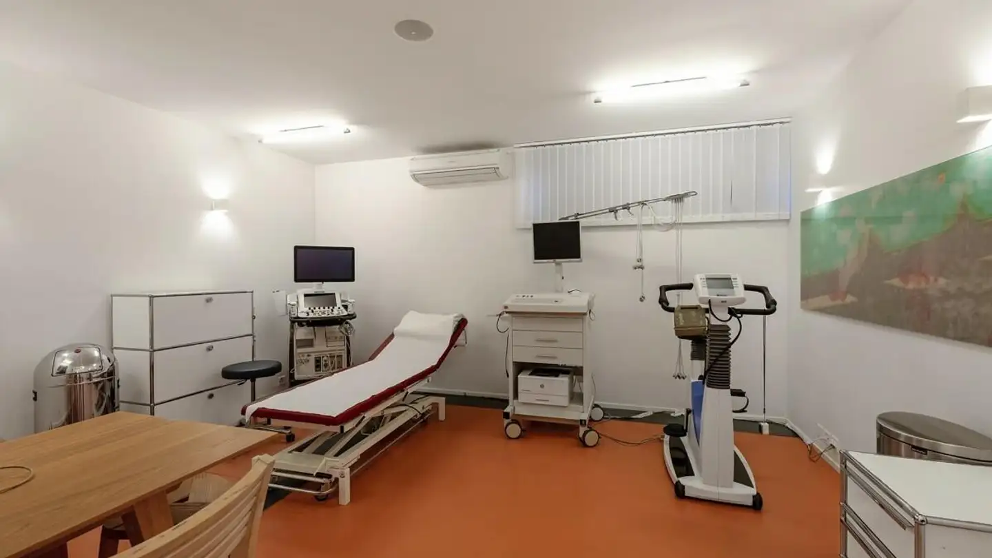 Office space for sale - Birseckstrasse 85, 4144 Arlesheim