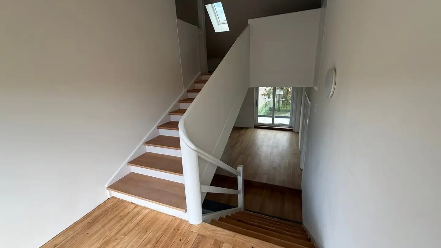 Wohnung mieten - Engstringerstrasse 30, 8952 Schlieren - Foto 2