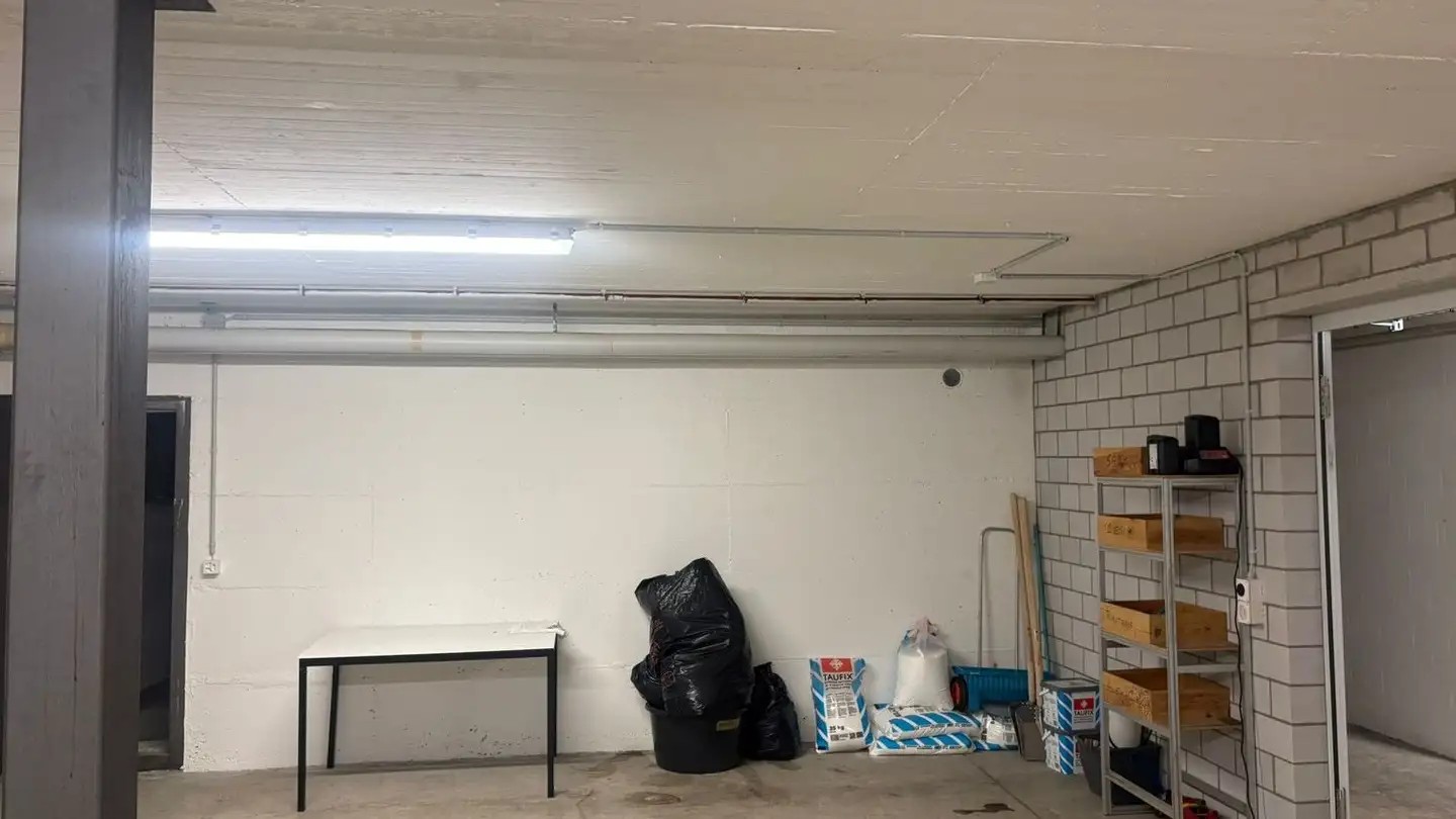 Commercial à louer - Landstrasse 71, 8750 Glarus - Photo 2
