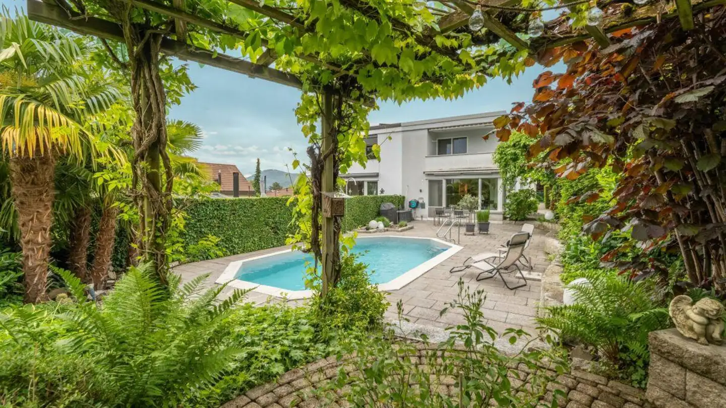 Casa singola in vendita - Schollenackerweg 6, 4148 Pfeffingen