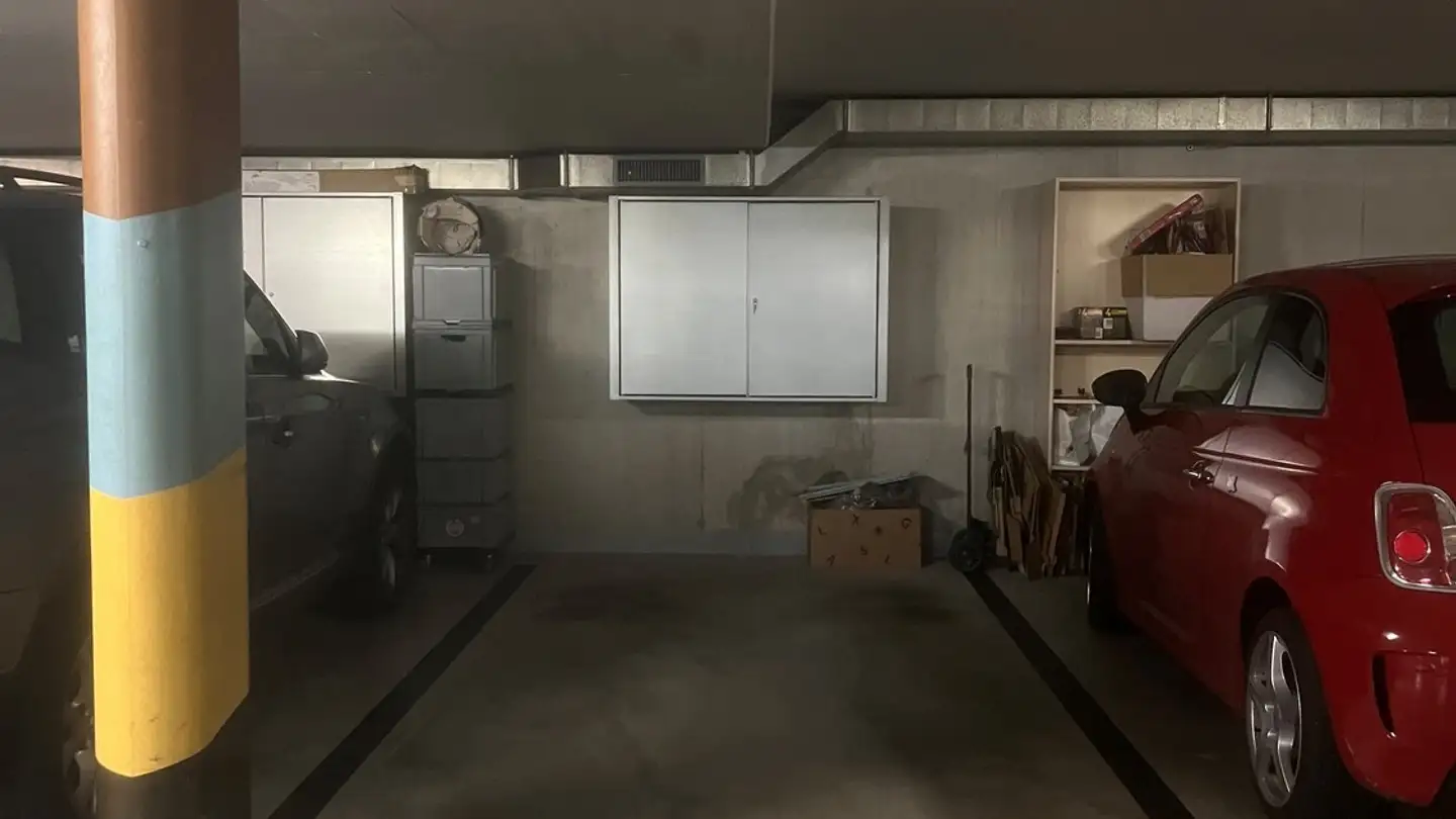 Single garage for rent - Wehntalerstrasse 17, 8057 Zürich