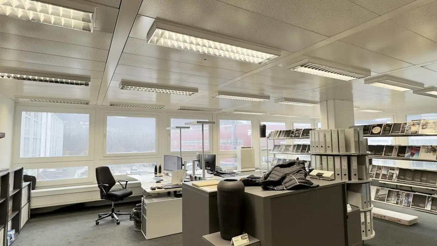 Office space for rent - 8953 Dietikon - Photo 2