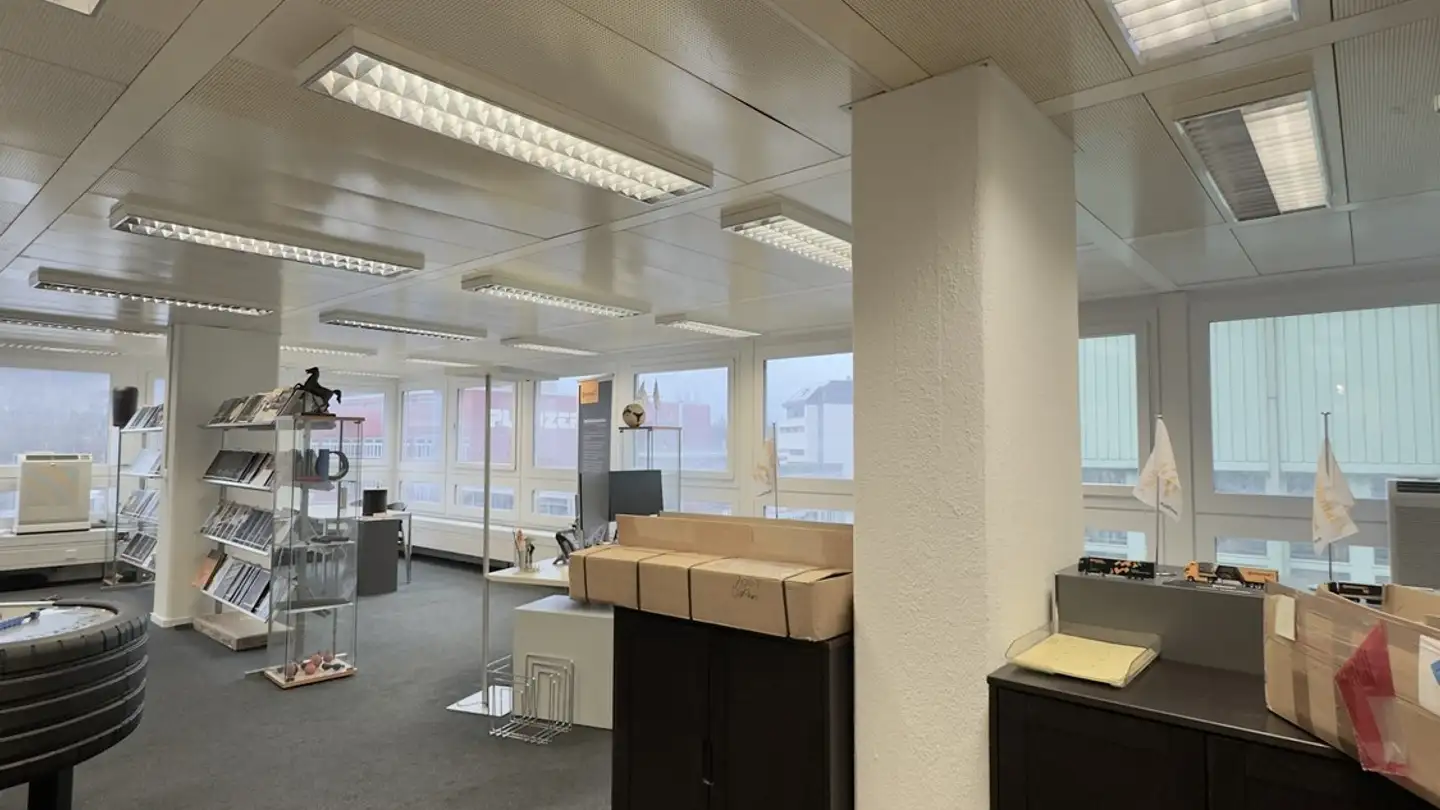 Office space for rent - 8953 Dietikon - Photo 3