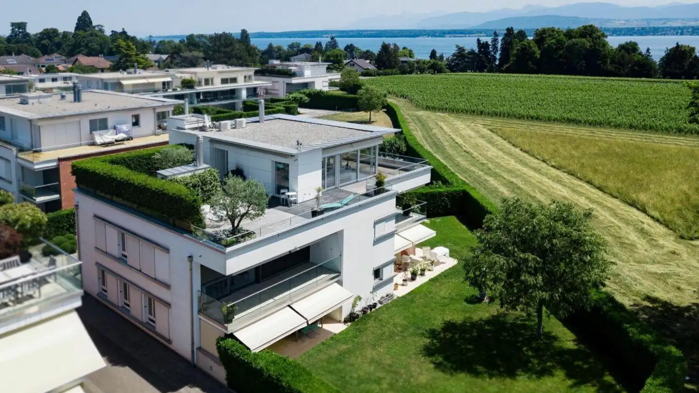 Single house for sale - 1296 Coppet