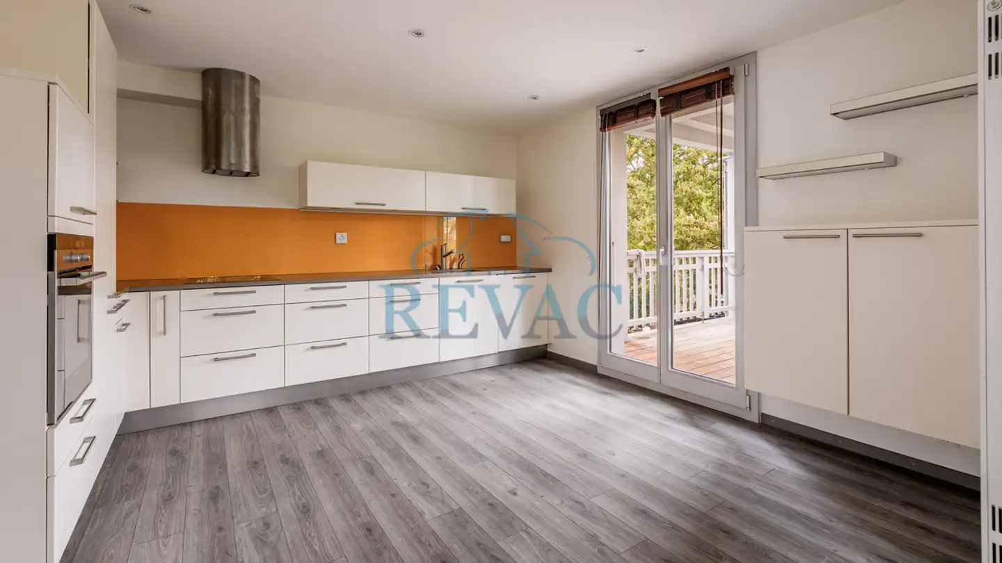 Single house for sale - 1231 Conches - Photo 2