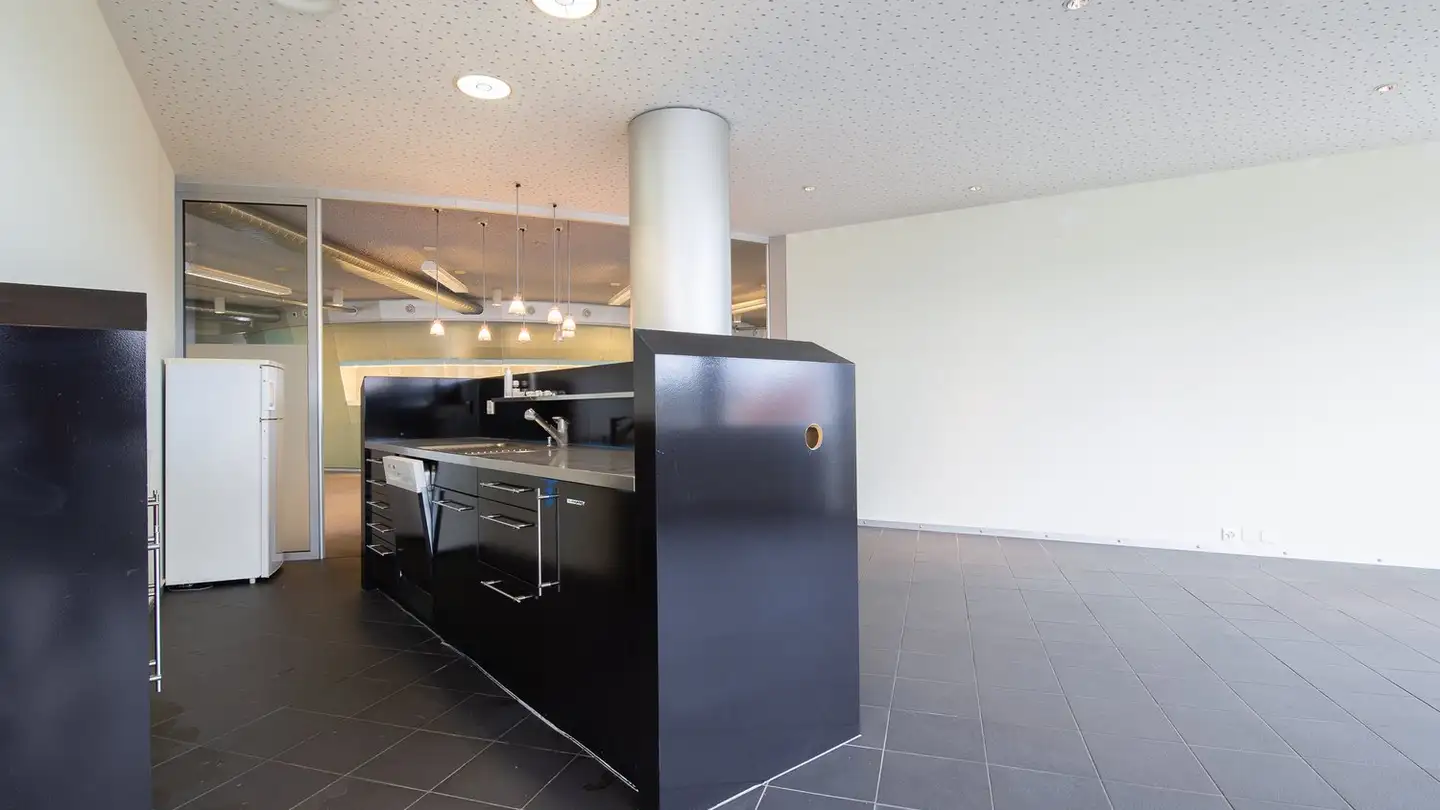 Spazio ufficio in affitto - In Der Luberzen 42, 8902 Urdorf - Photo 3