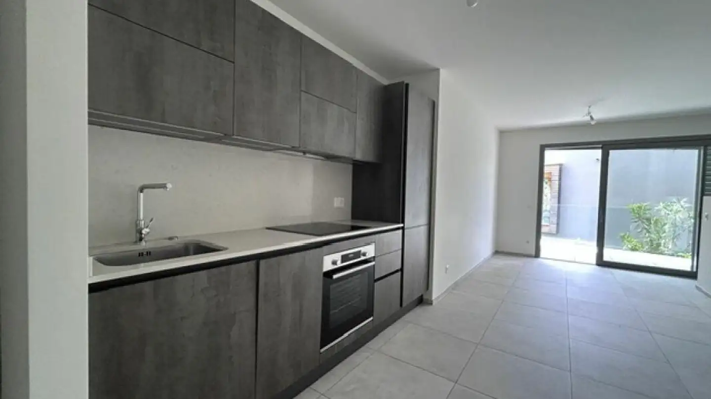 Appartamento in affitto - Via Strada Vecchia 4, 6582 Pianezzo - Foto 3