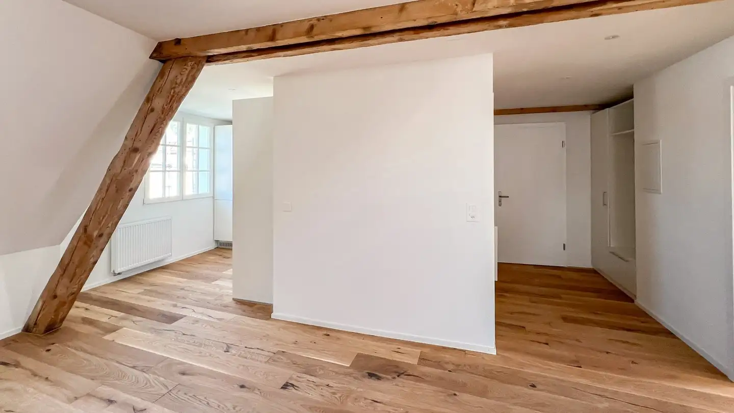 Attic flat for rent - Rue De Morat / Murtenstrasse 14, 2502 Biel/Bienne - Photo 4