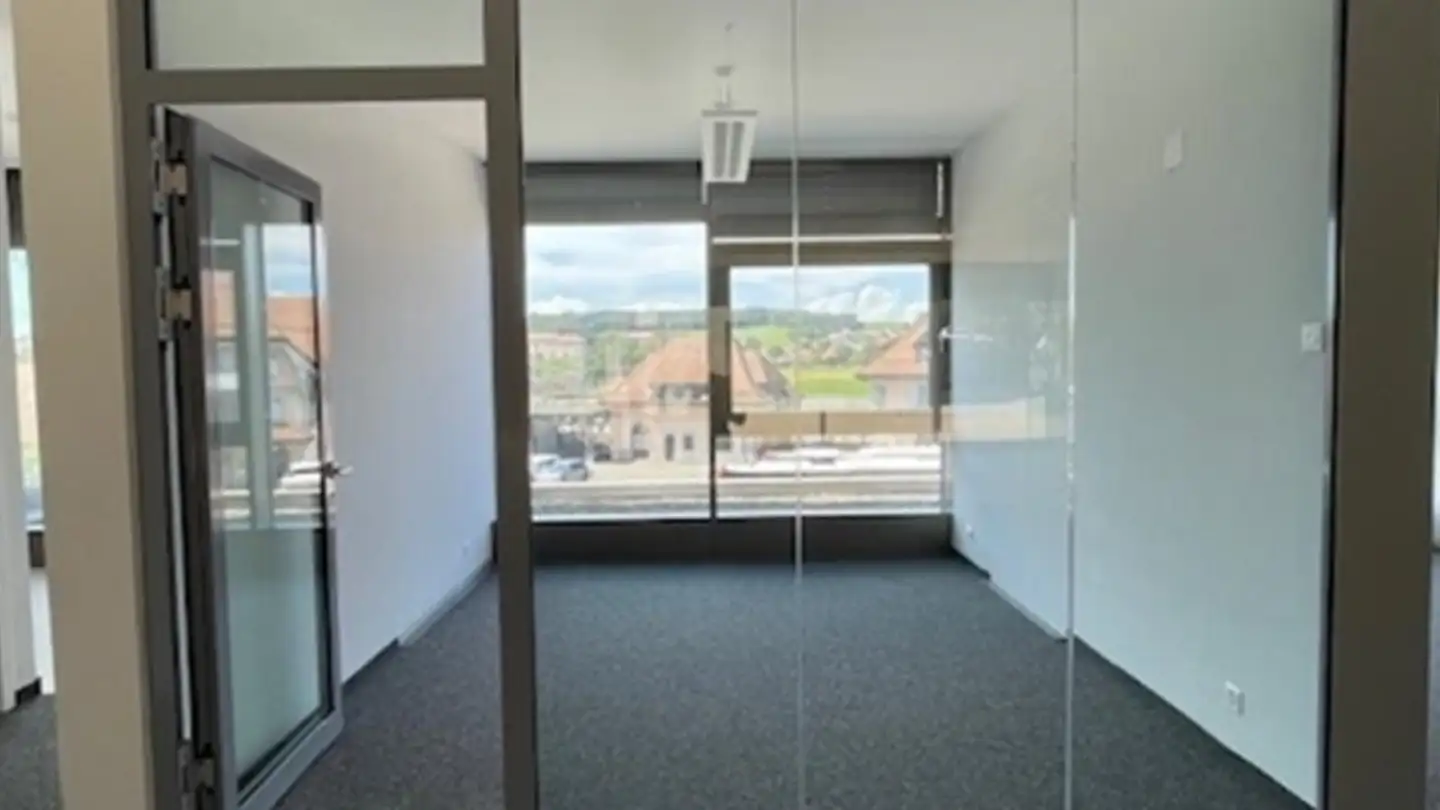 Spazio ufficio in affitto - Rue Des Comtes, 1680 Romont FR - Photo 3