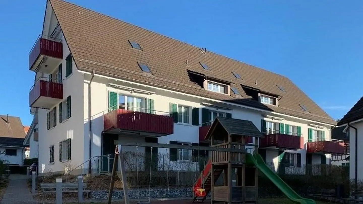 Appartement à louer - Sandrainstrasse 8, 8156 Oberhasli