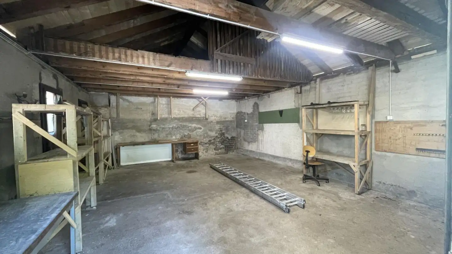 Espace de stockage à louer - Les Chéseaux 15, 2607 Cortébert