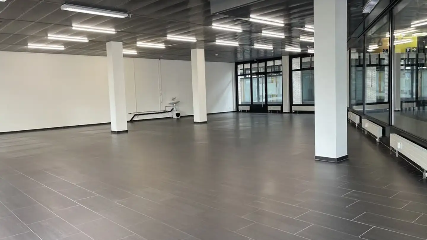 Shop for rent - Marktplatz 14, 3250 Lyss - Photo 4