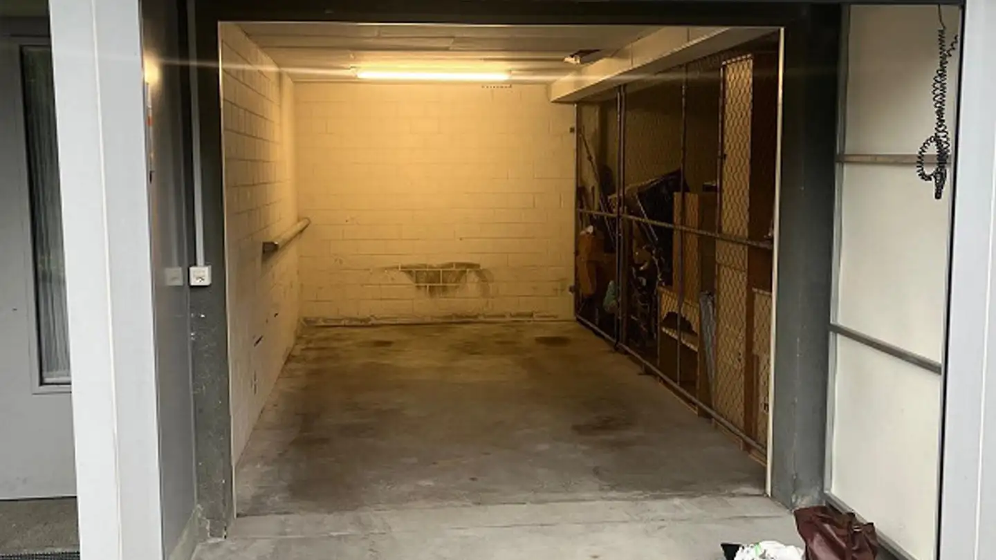 Garage singolo in affitto - Wellbergstrasse 12, 6244 Nebikon