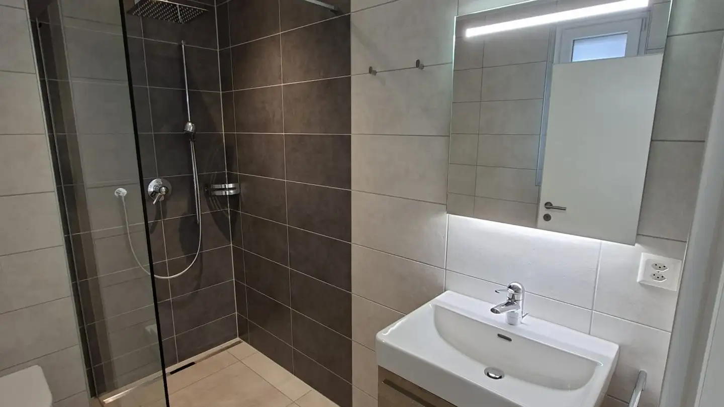 Apartment for rent - Chantemerle, 2740 Moutier - Photo 4