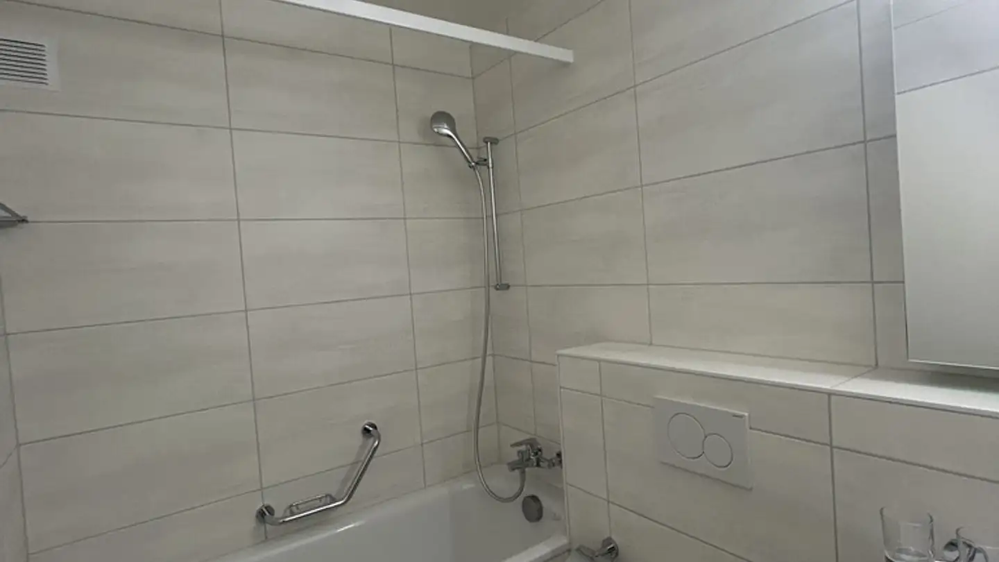 Appartamento in affitto - Rue Des Prés-Du-Lac, 1400 Yverdon-les-Bains - Photo 4