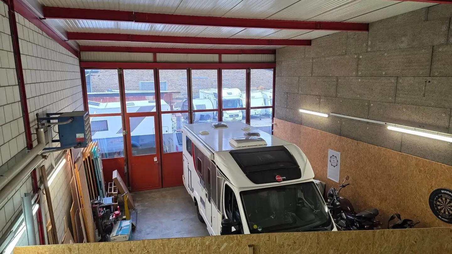 Industrial property for rent - 3262 Suberg - Photo 4