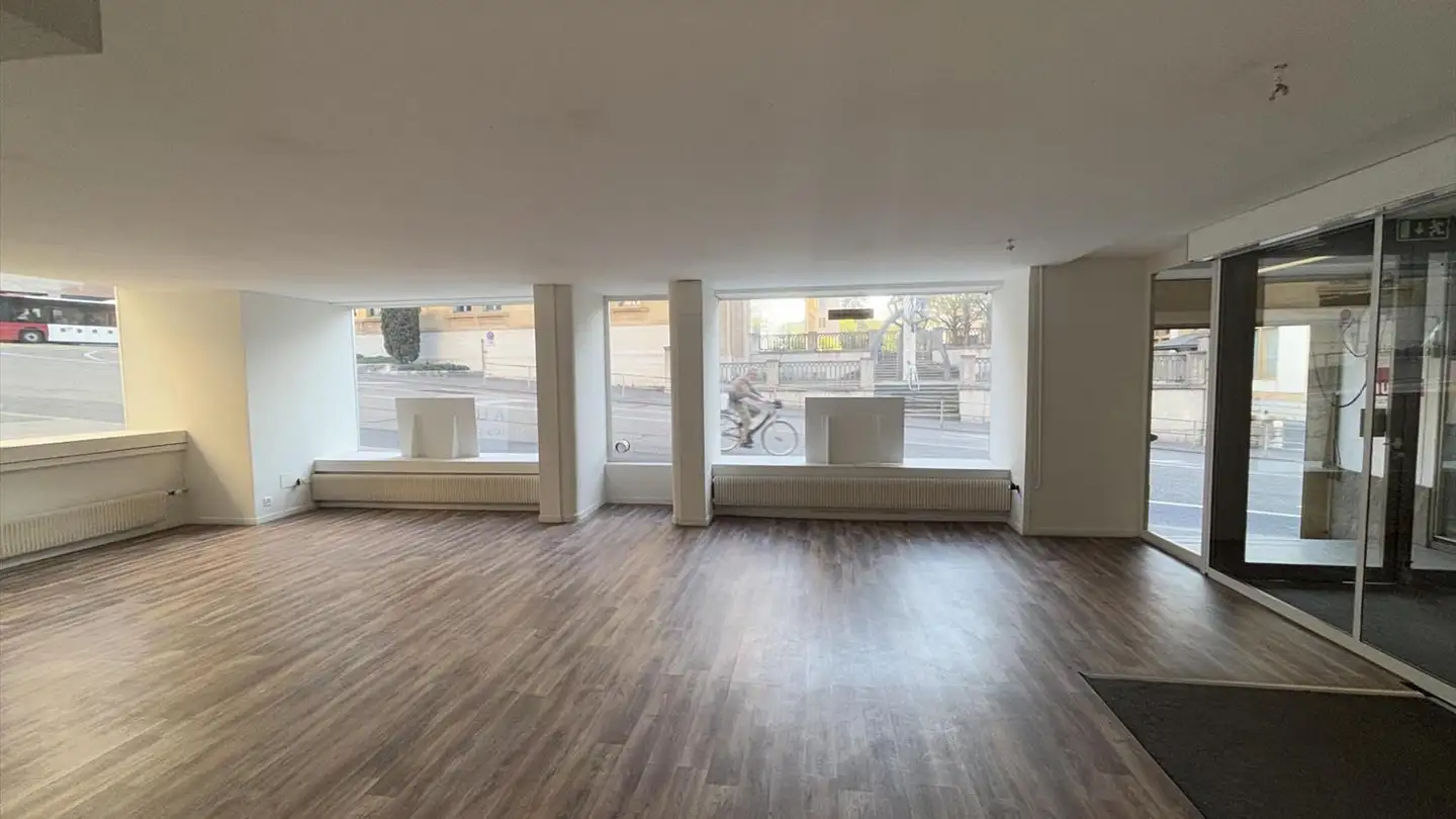 Commerciale in affitto - 2000 Neuchâtel