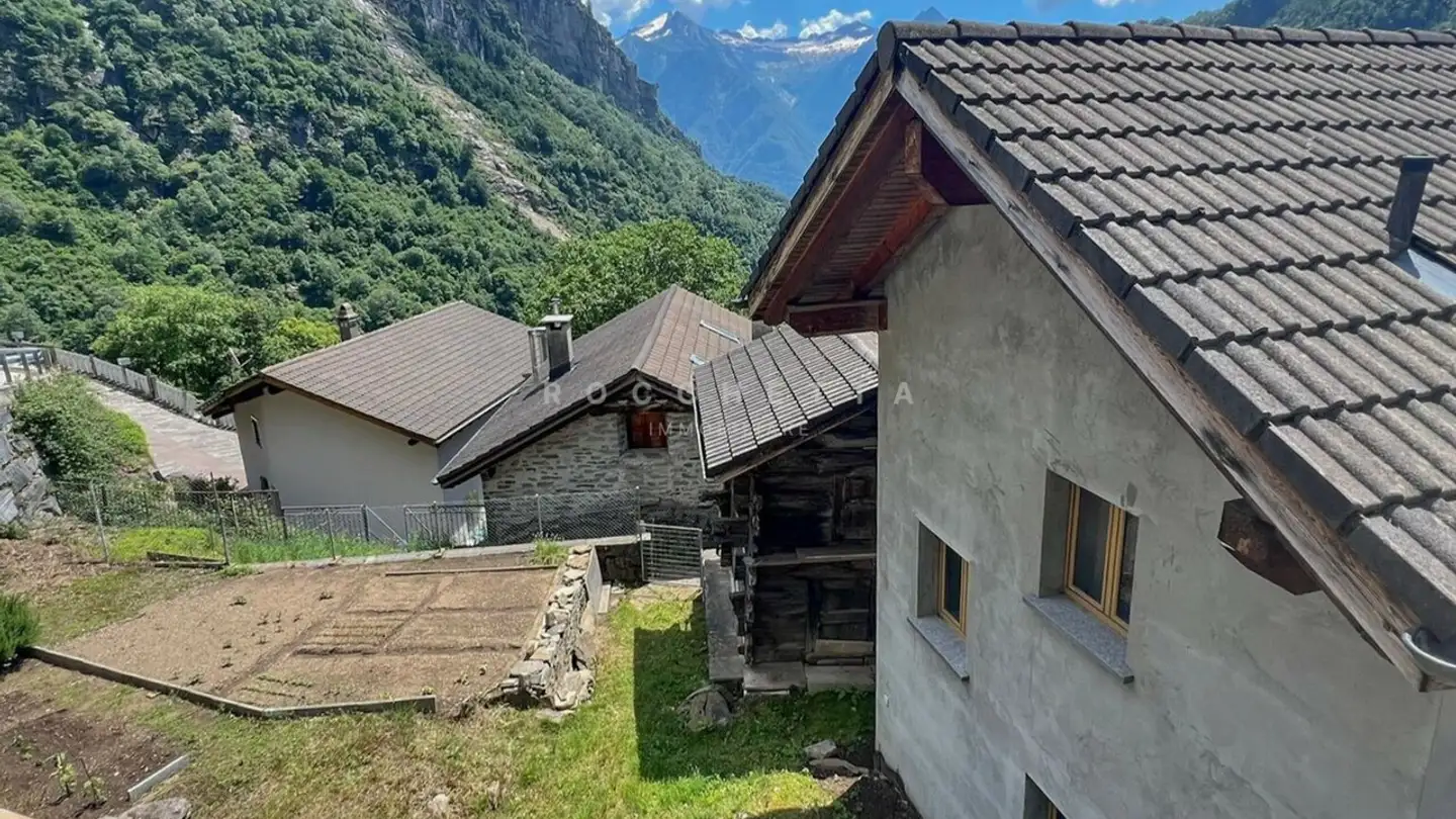 Casa singola in vendita - Via Fontanol, 6542 Buseno - Photo 3