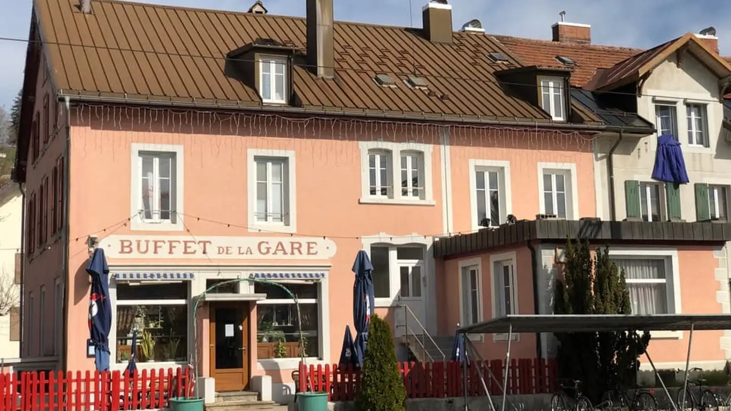 Residential building for sale - 1347 Le Sentier