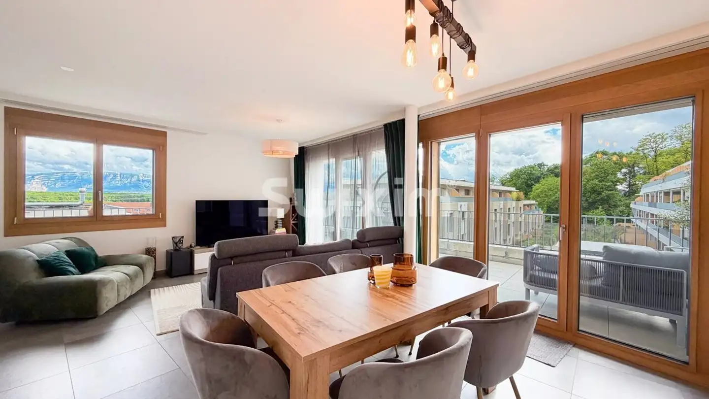 Attique à vendre - 1242 Satigny