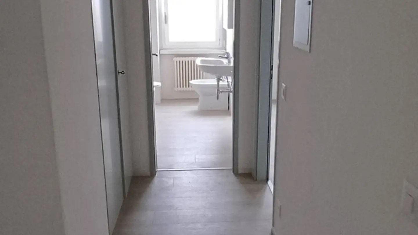 Apartment for rent - Via Odescalchi, 6830 Chiasso - Photo 3