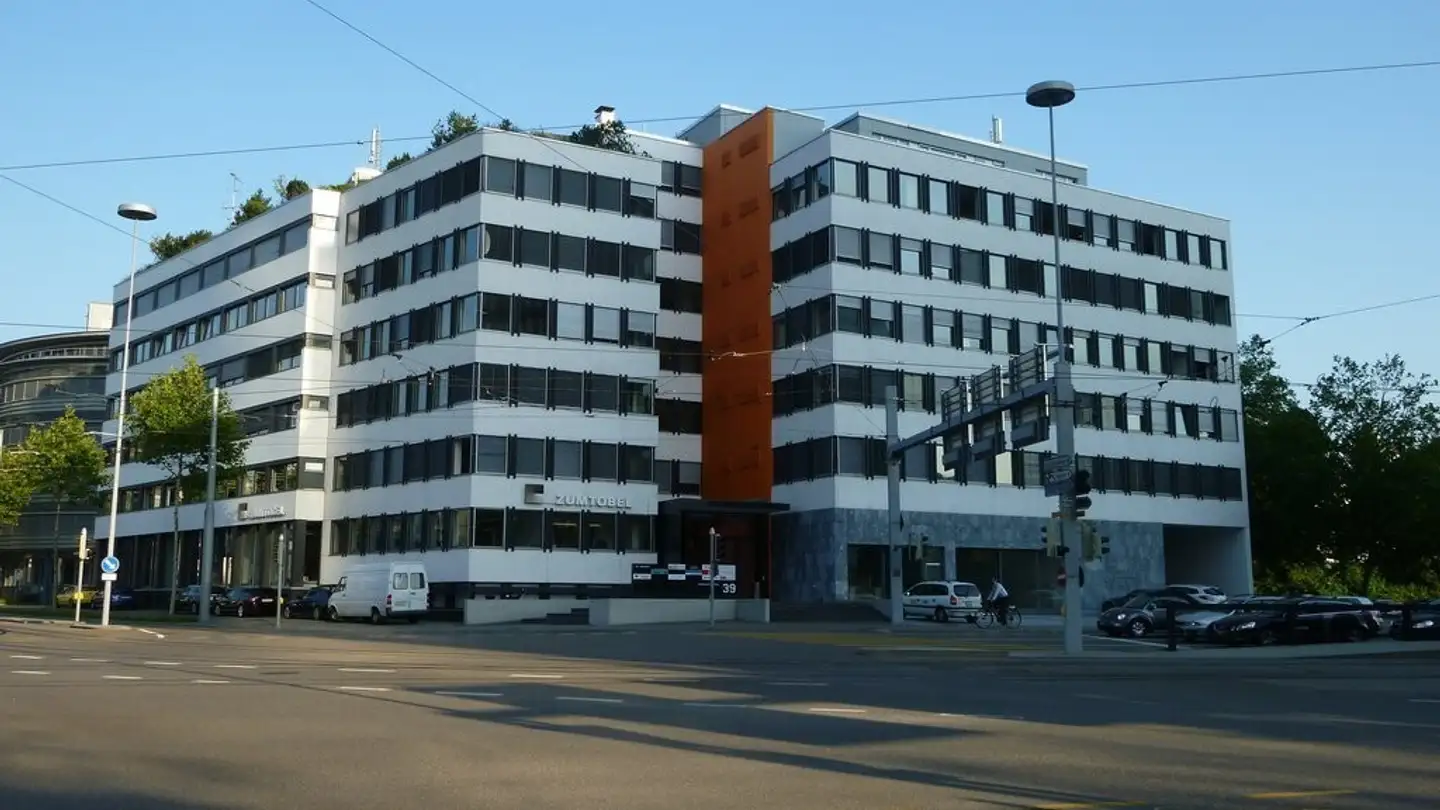 Storage space for rent - Thurgauerstrasse 39, 8050 Zürich