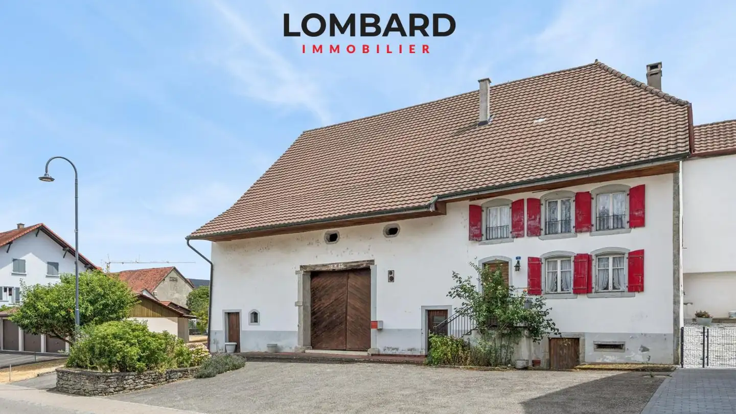 Farm for sale - 1474 Châbles FR