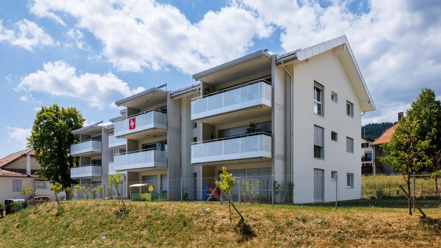 Place de parking souterraine à louer - Rue Du Village 2a, 1273 Arzier-Le Muids - Photo 2