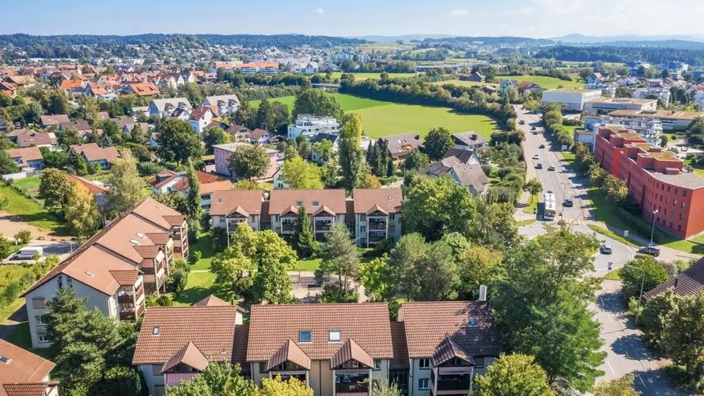 Parcheggio esterno in affitto - Pappelweg 1, 8604 Volketswil