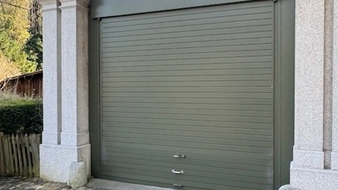 Tiefgaragenstellplatz mieten - Entfelderstrasse 63, 5000 Aarau