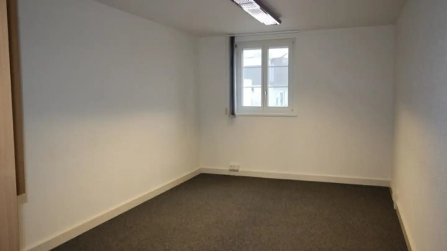 Spazio ufficio in affitto - Derrière La Tour 7, 1583 Villarepos - Photo 4