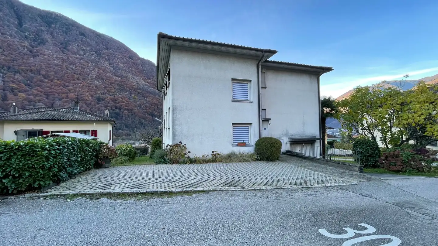 Casa bifamiliare in vendita - Via Canaa 5, 6533 Lumino - Photo 3